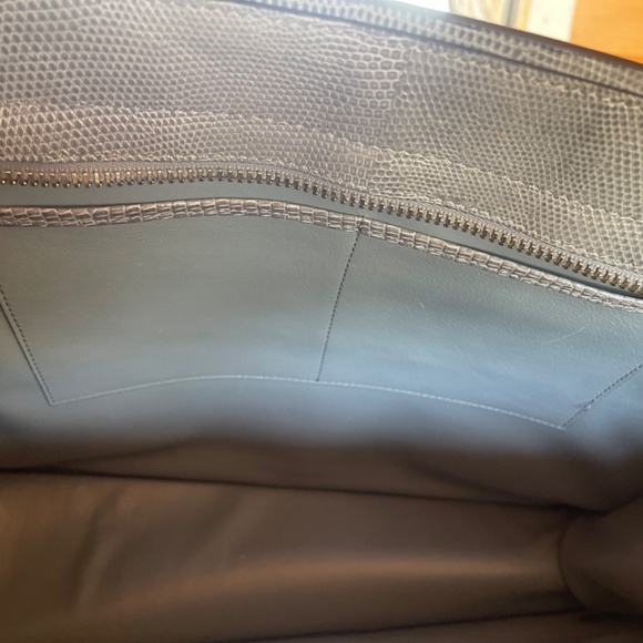 Valentino Garavani Rockstud Tote - Picture 4 of 8